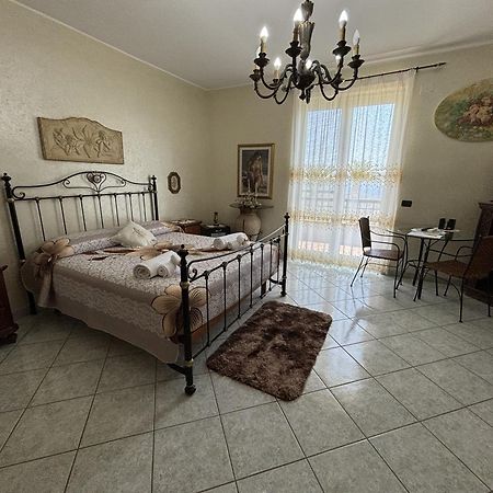 B&B Villa Alba メッシーナ エクステリア 写真